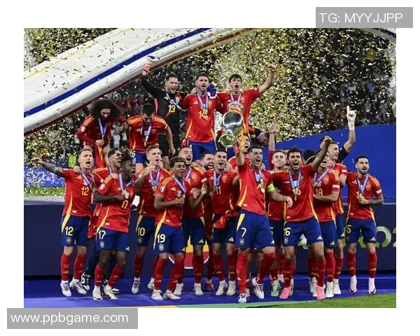 足球球星精彩瞬间集锦：重温顶级球员的经典时刻与传世技艺