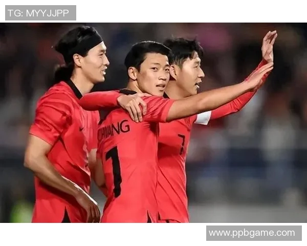 韩国球星加盟中国足球队引发热议 探讨中韩足球合作新机遇